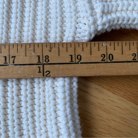 Everlane NEW Fisherman Knit Ivory Cream Vee Neck Sweater - Picture 13 of 13